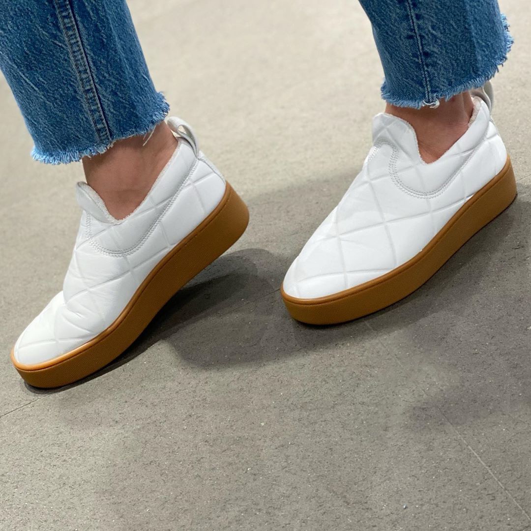 Bottega Veneta Quilted Casual Sports Shoes In White