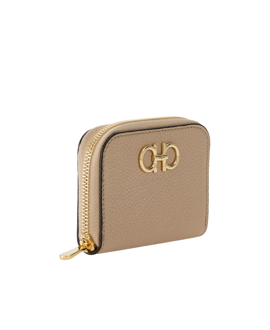 Ferragamo Gancini-plaque Leather Purse In Nude