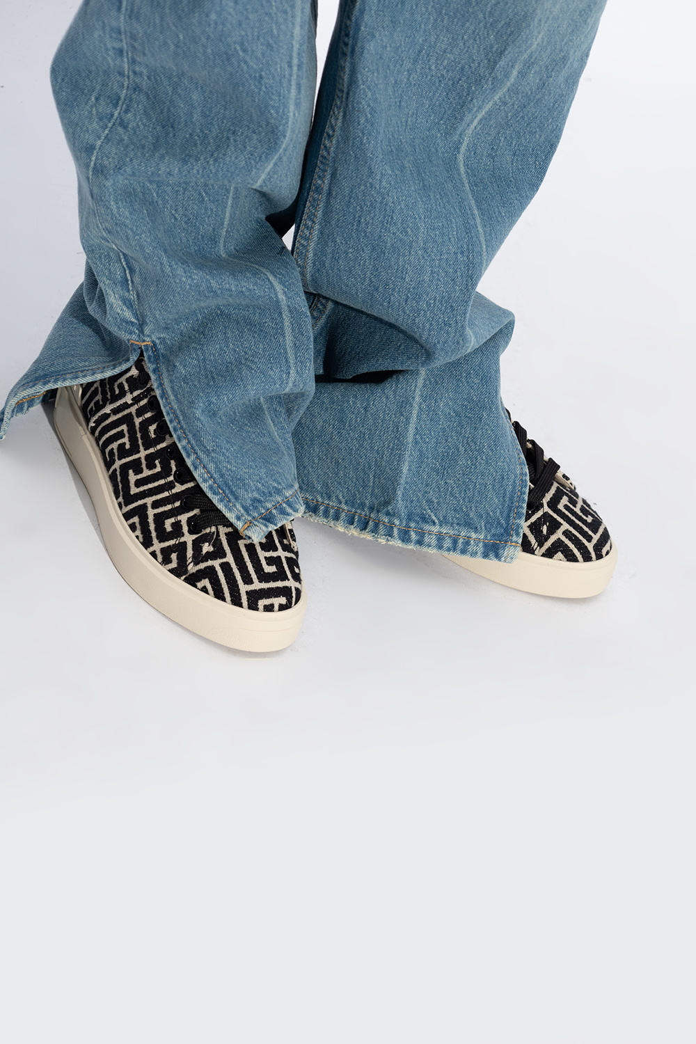 Balmain Men's B Court Monogram Jacquard Low-top Sneakers In Black