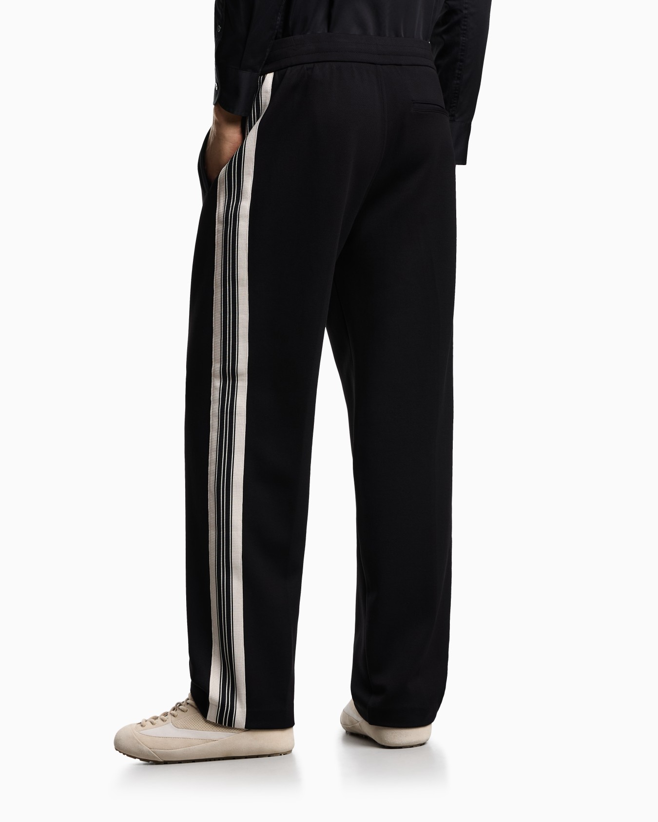 Emporio Armani Elastic Waist Casual Pants In Black