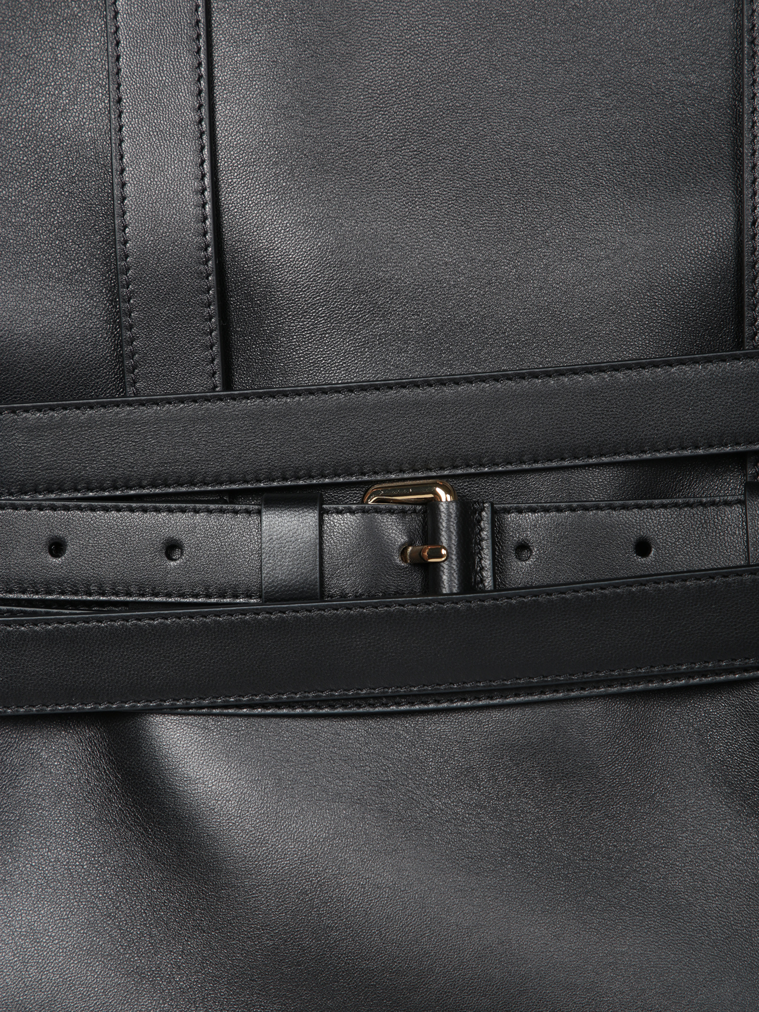 Moschino Leather Tote Bag In Black