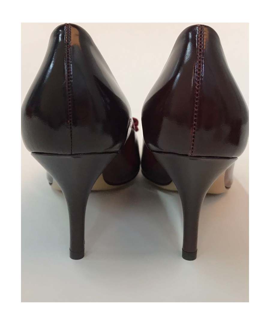 Ferragamo Logo High Heels In Black