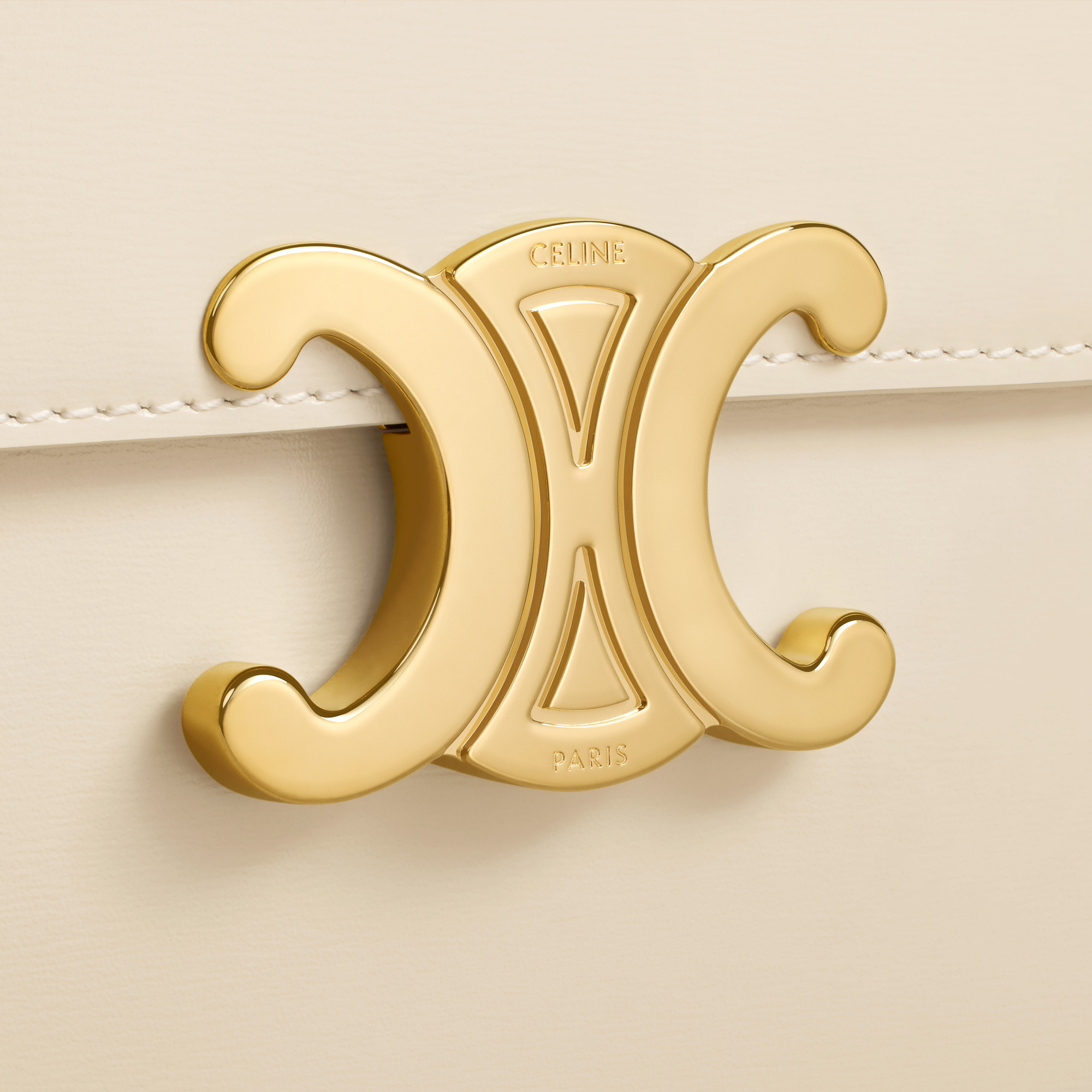 Celine Chain Shoulder Bag In Nude