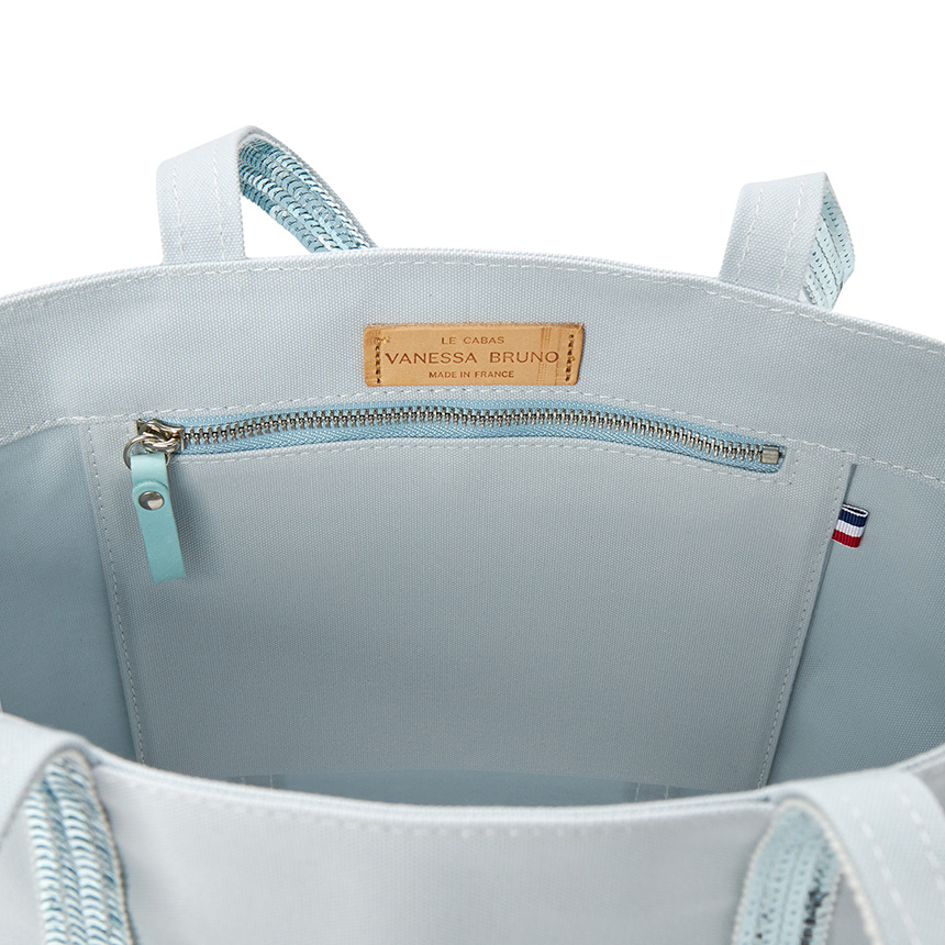 Vanessa Bruno Cabas Handbag In White