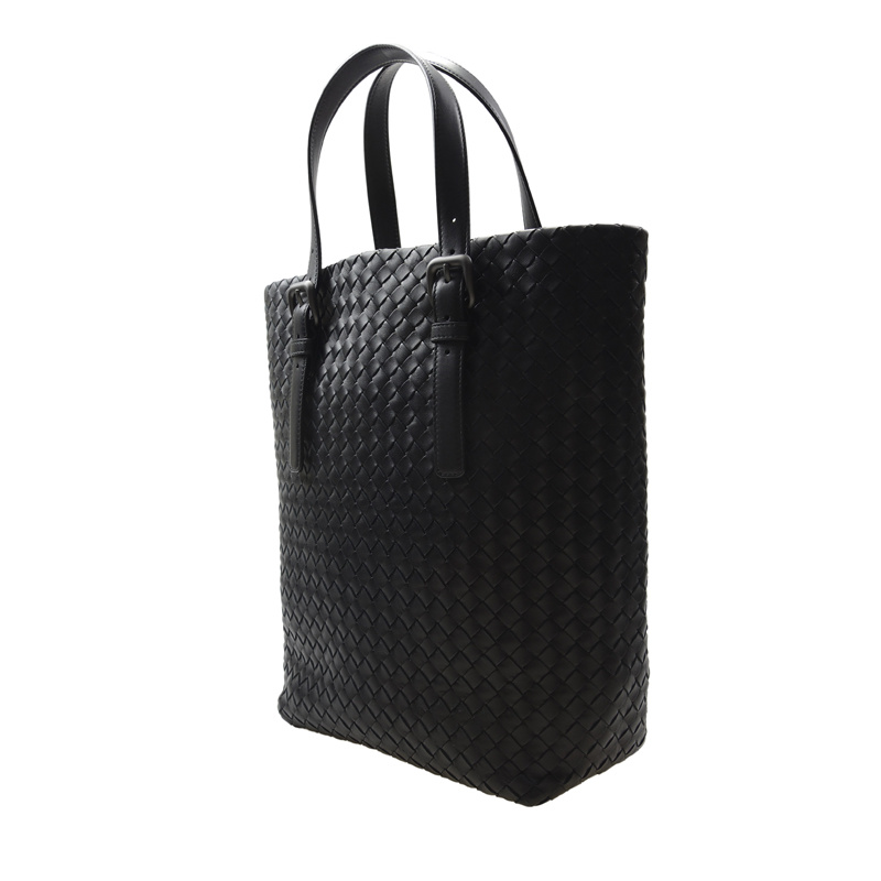 Bottega Veneta Knitted Detail Handbag In Black