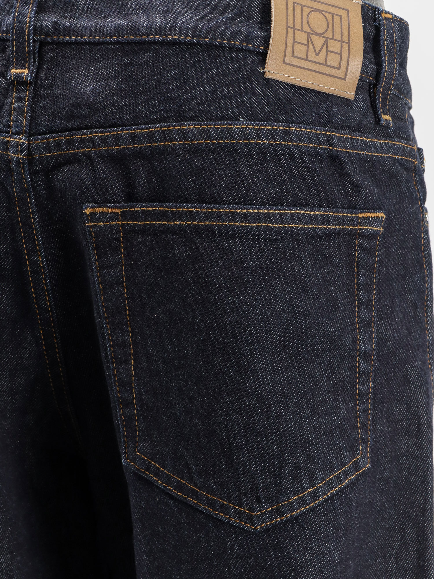 Totême Straight-leg Jeans In Denim In Black