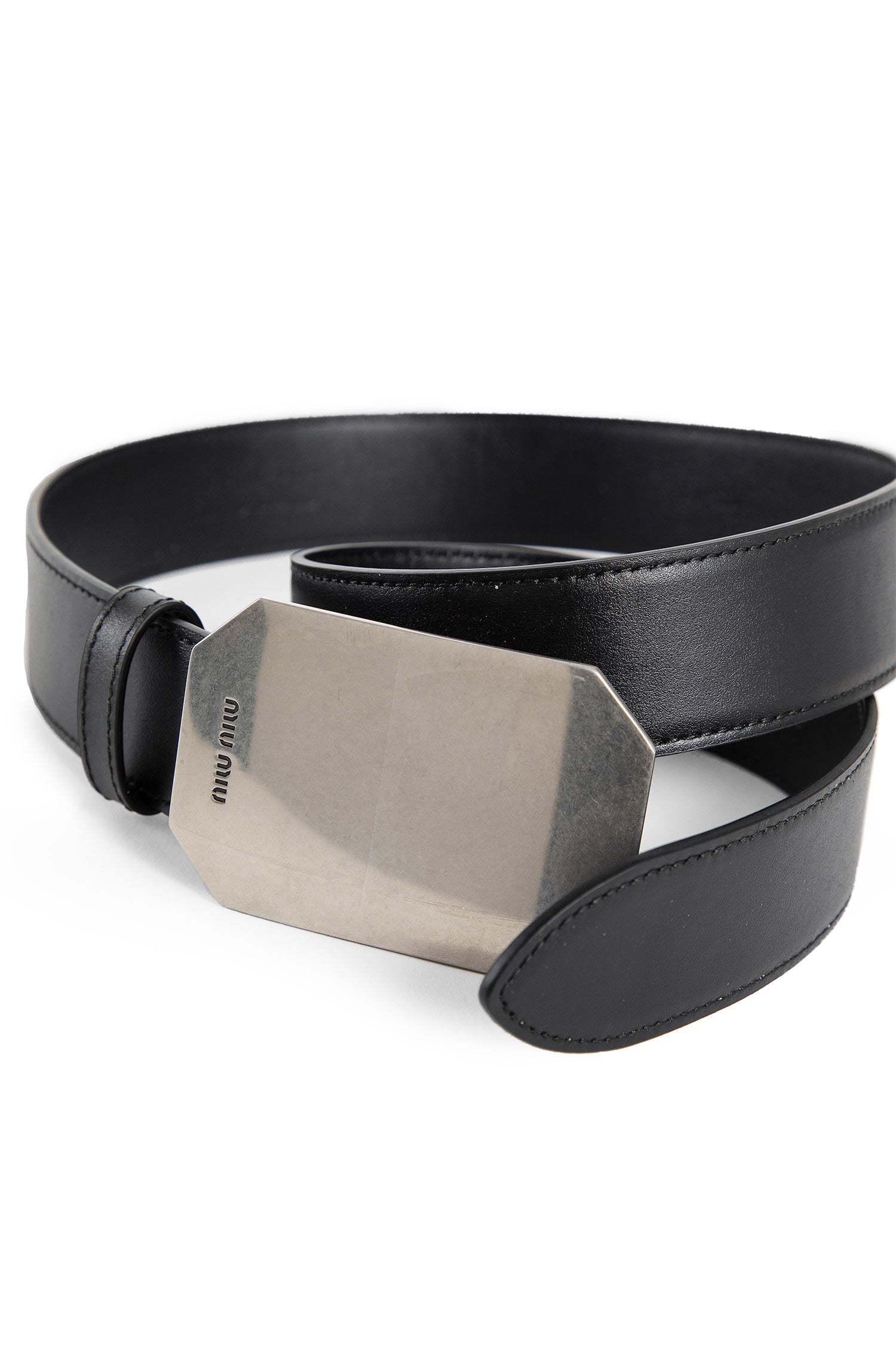 Miu Miu Buckle-fastening Leather Belt In Black