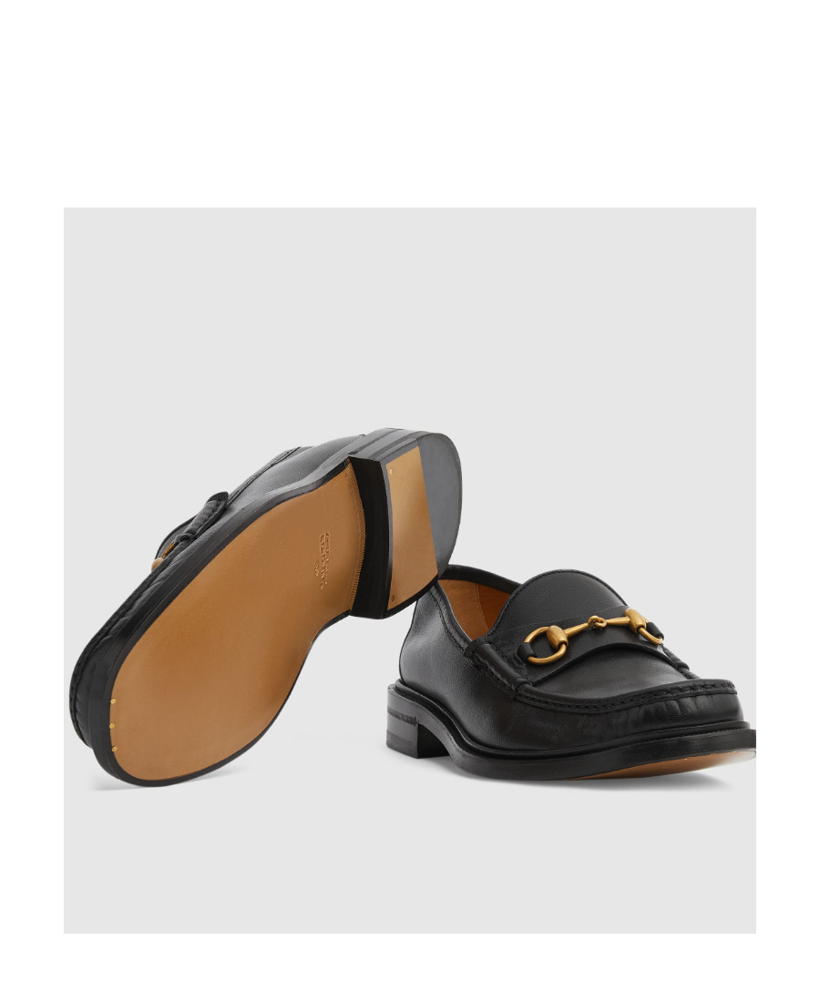 Gucci Horsebit Almond-toe Loafers In Black