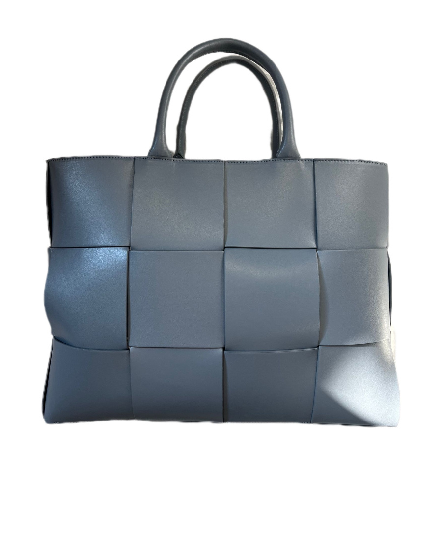 Bottega Veneta Arco Handbag In Gray