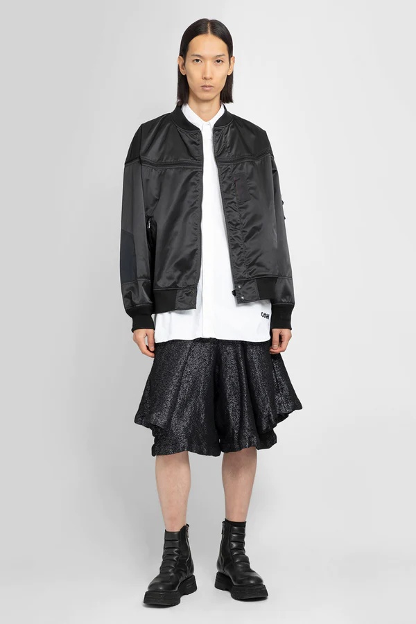 Comme Des Garçons Lotus Leaf Button Shorts In Black
