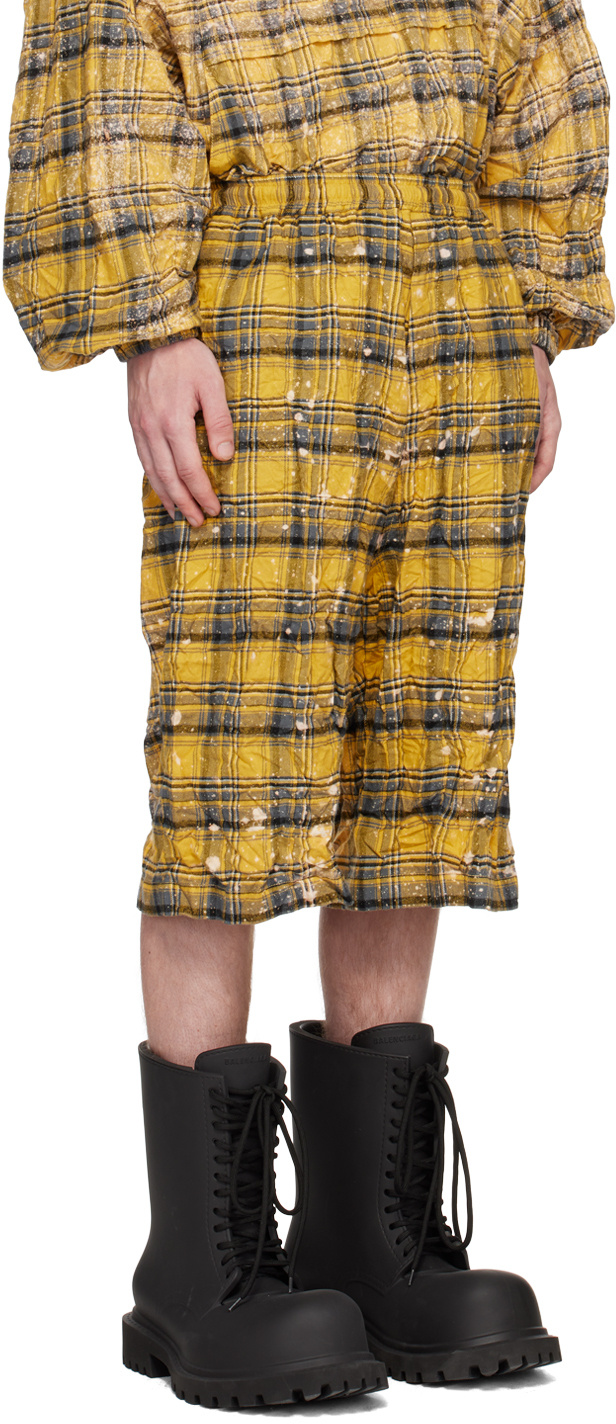 We11 Done Crinkled Check Shorts In Brown