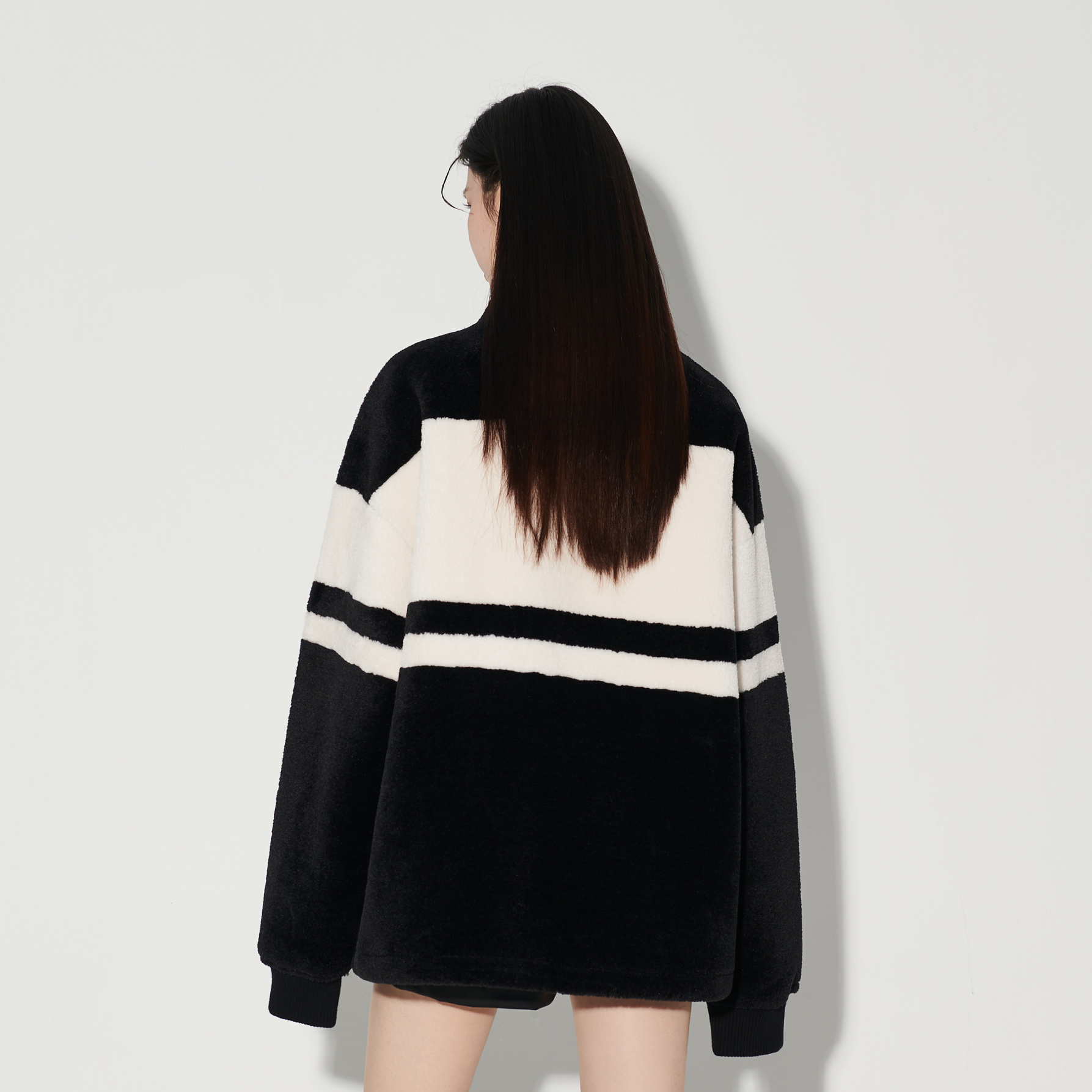 Liuregali Logo Collar Casual Jacket In Black