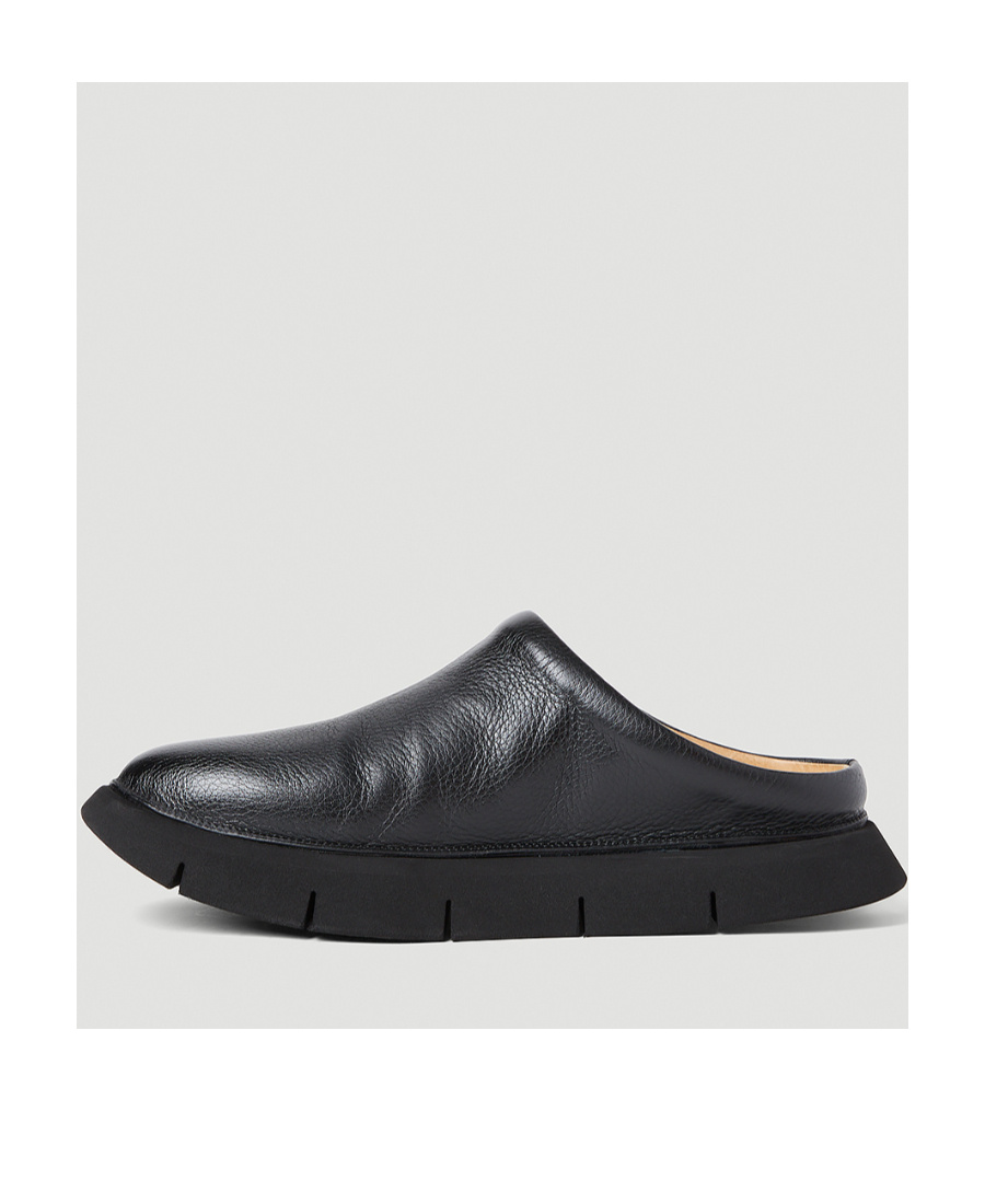 Marsèll Intagliato Round-toe Slippers In Black