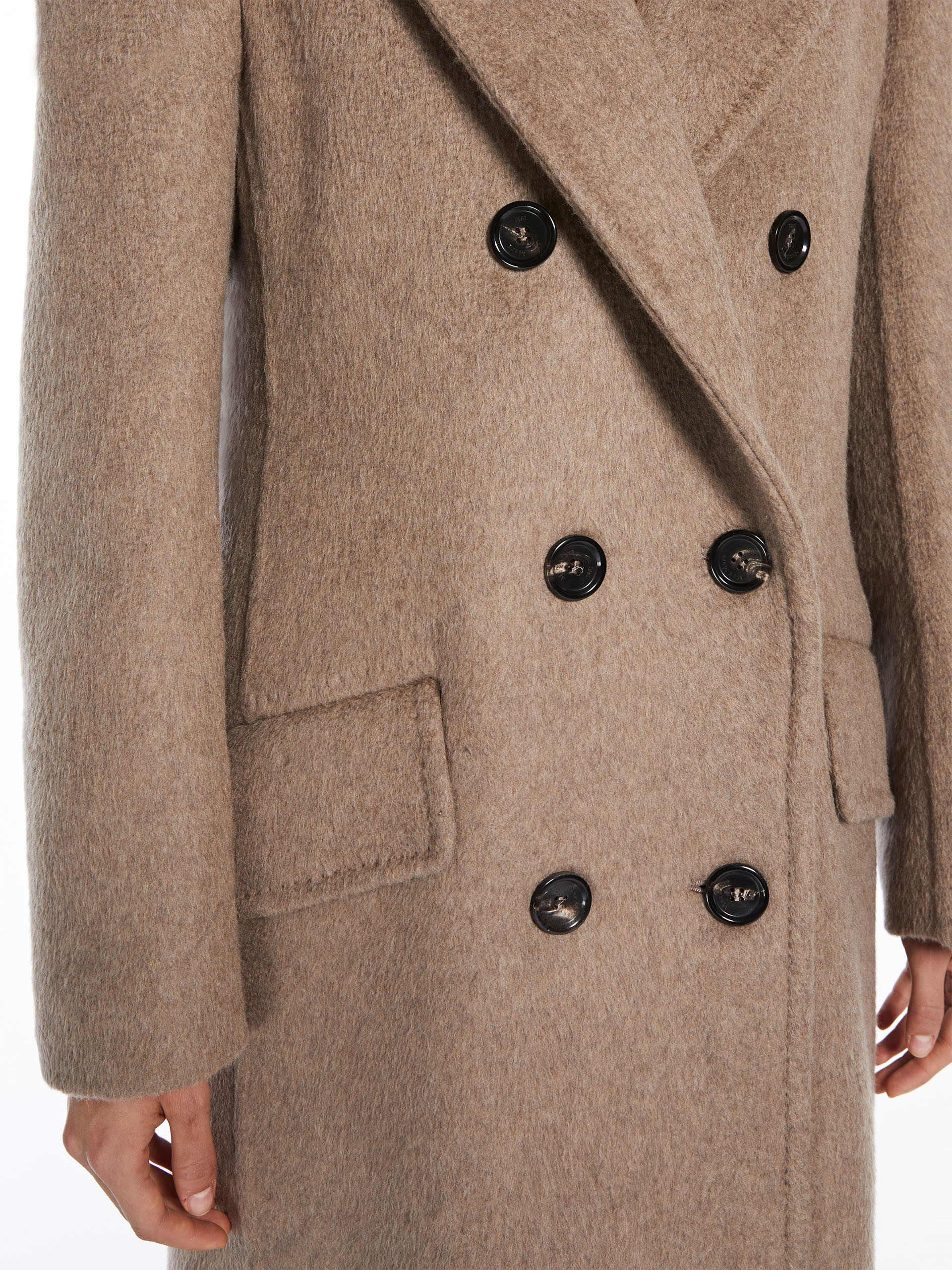 Max Mara Double-breasted Cashmere Blend Coat In Brown