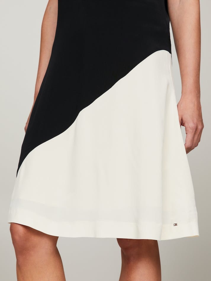 Tommy Hilfiger Round Neck Dress In Black