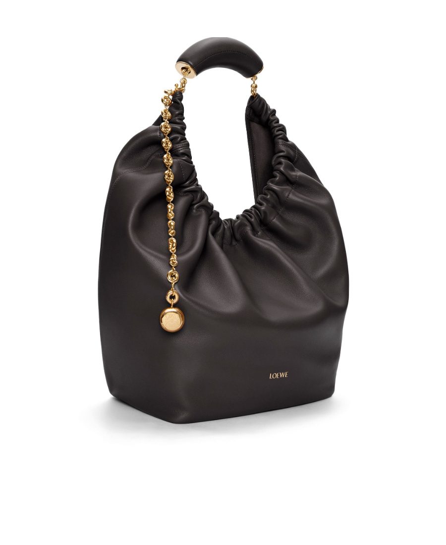 Loewe Squeeze Medium Chain-embellished Gathered Leather Shoulder Bag In Black