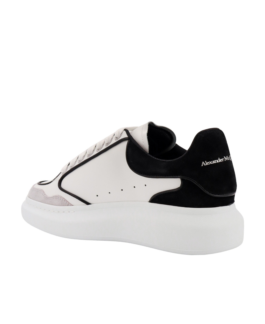 Alexander Mcqueen White Black Oversized Leather Sneakers In White
