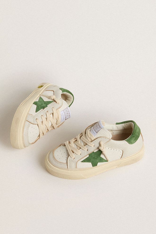 Golden Goose Round Toe Low-top Sneakers