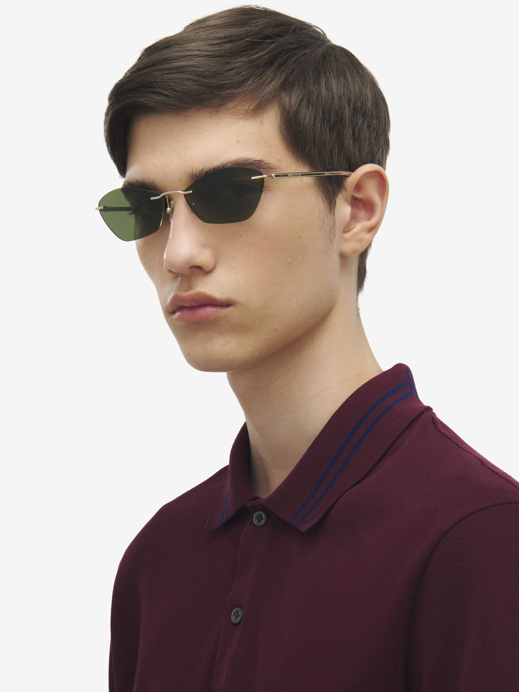 Alexander Mcqueen T-bar Slim Sunglasses In Metallic
