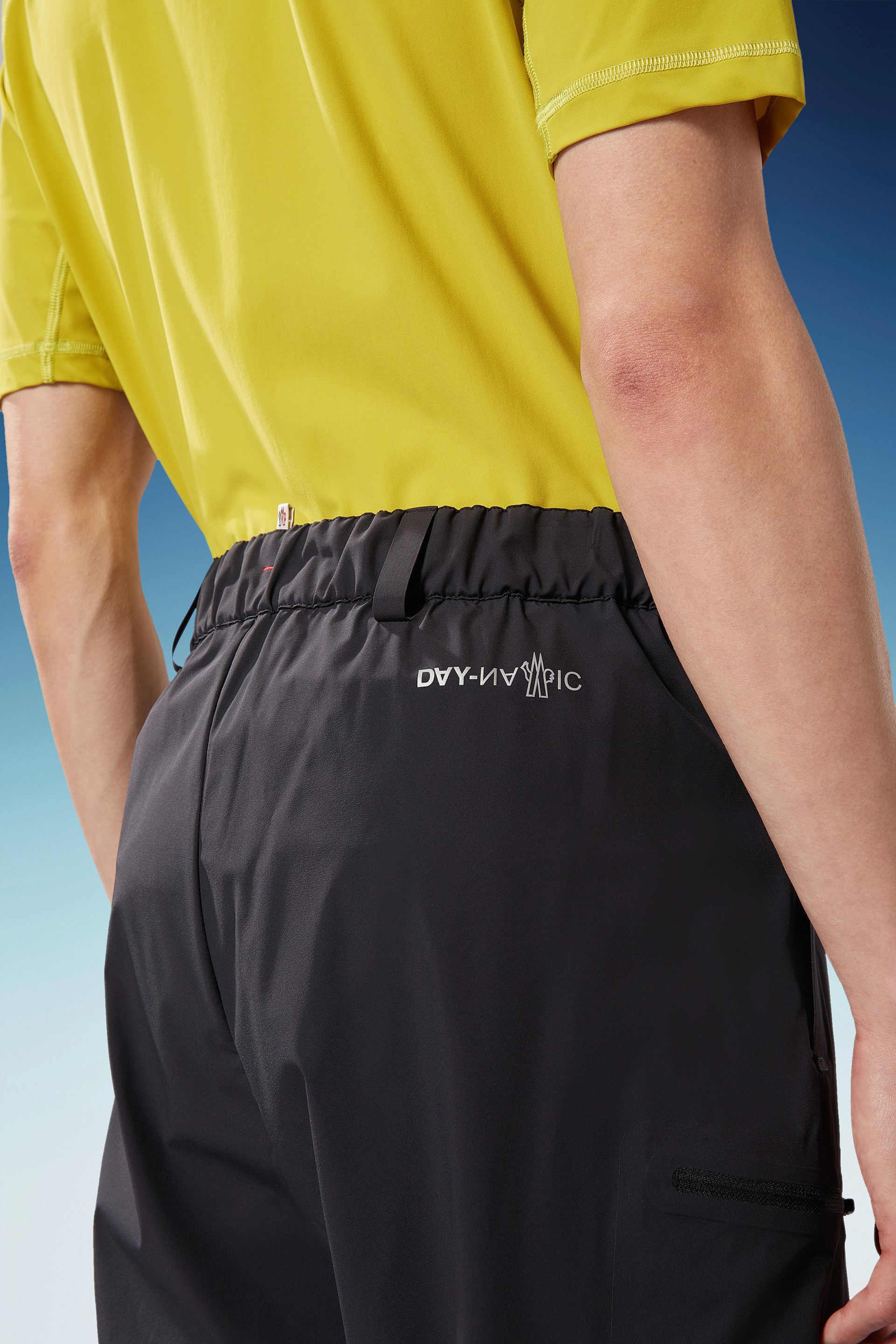 Moncler Logo-print Wide Shorts In Black