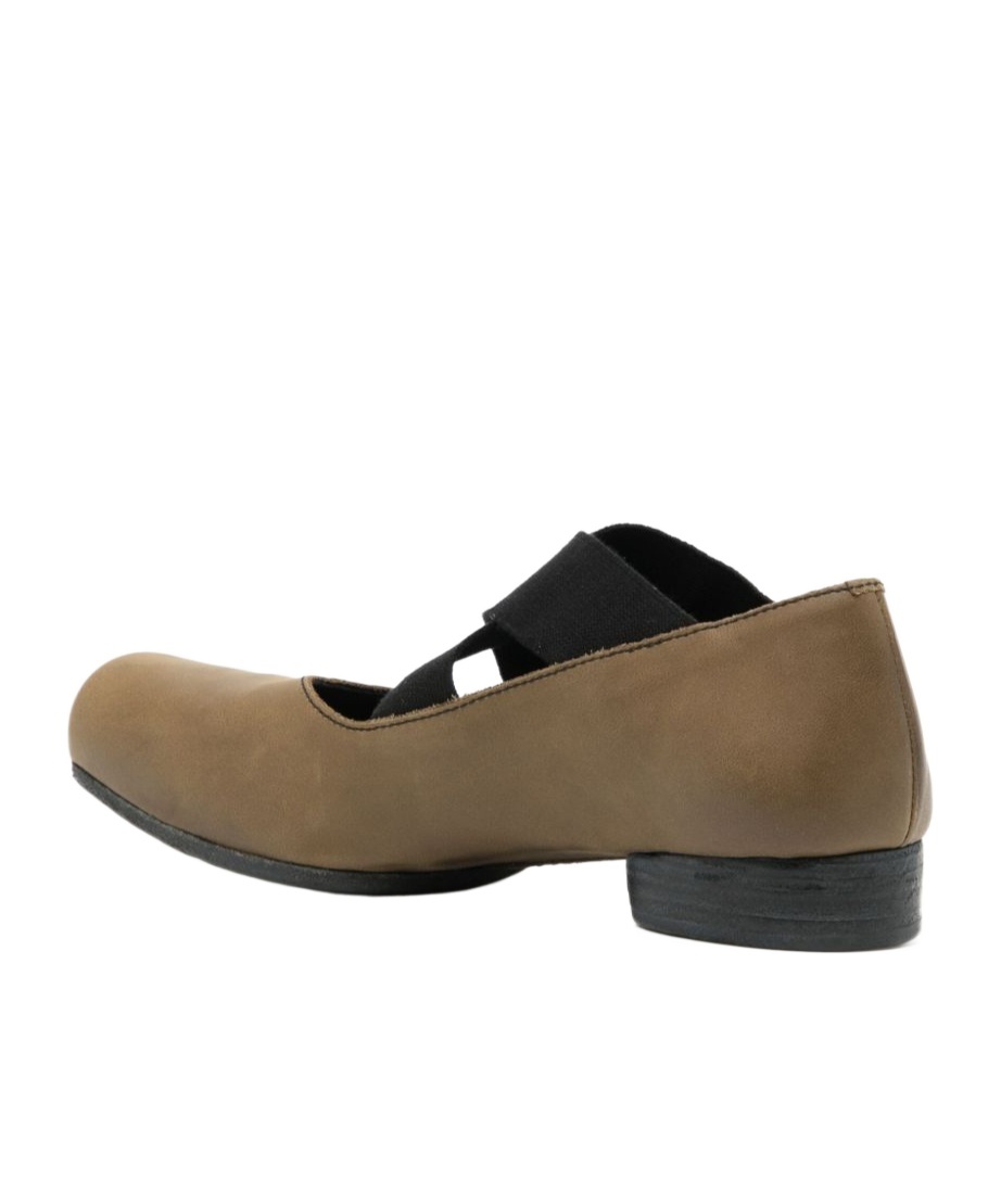 Uma Wang Square-toe Ballet Flats In Brown