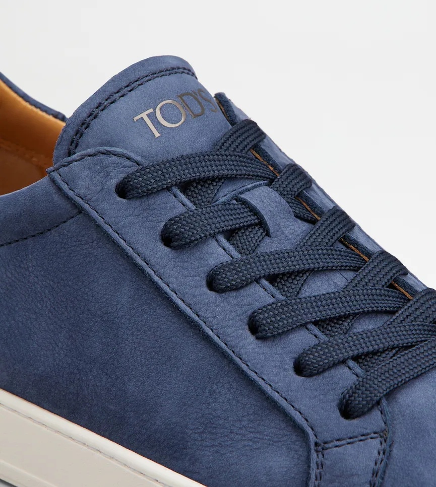 Tod's Sneakers In Nabuk Di Vitello In Blue