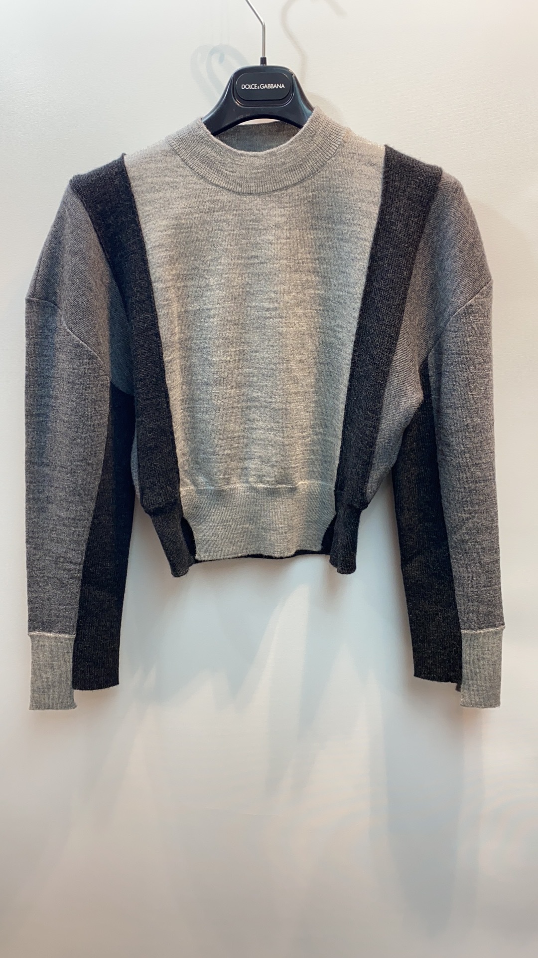 Stella Mccartney Contrast-panel Wool Jumper In Gray