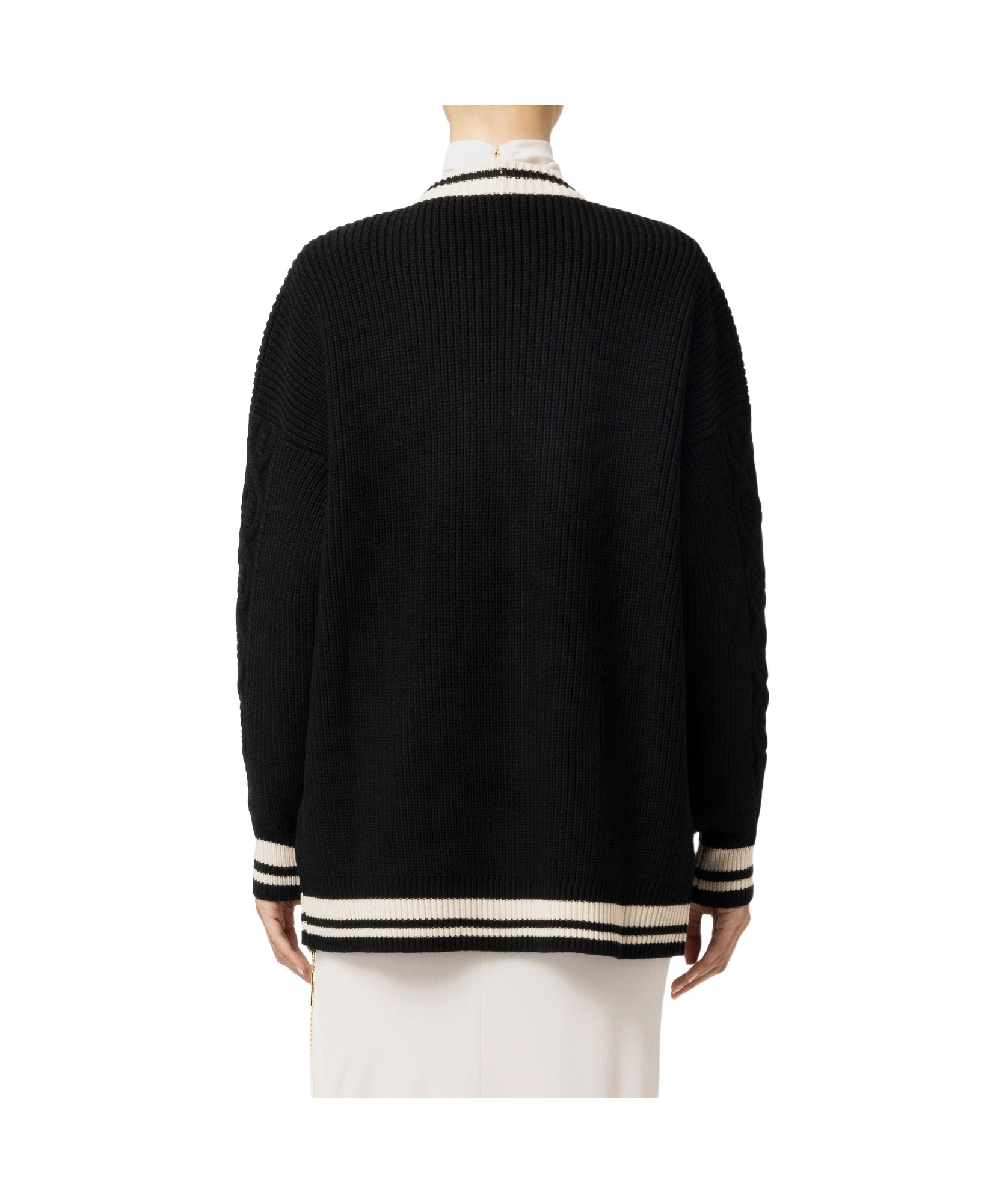 Elisabetta Franchi Logo Patch V-neck Cardigan In Black