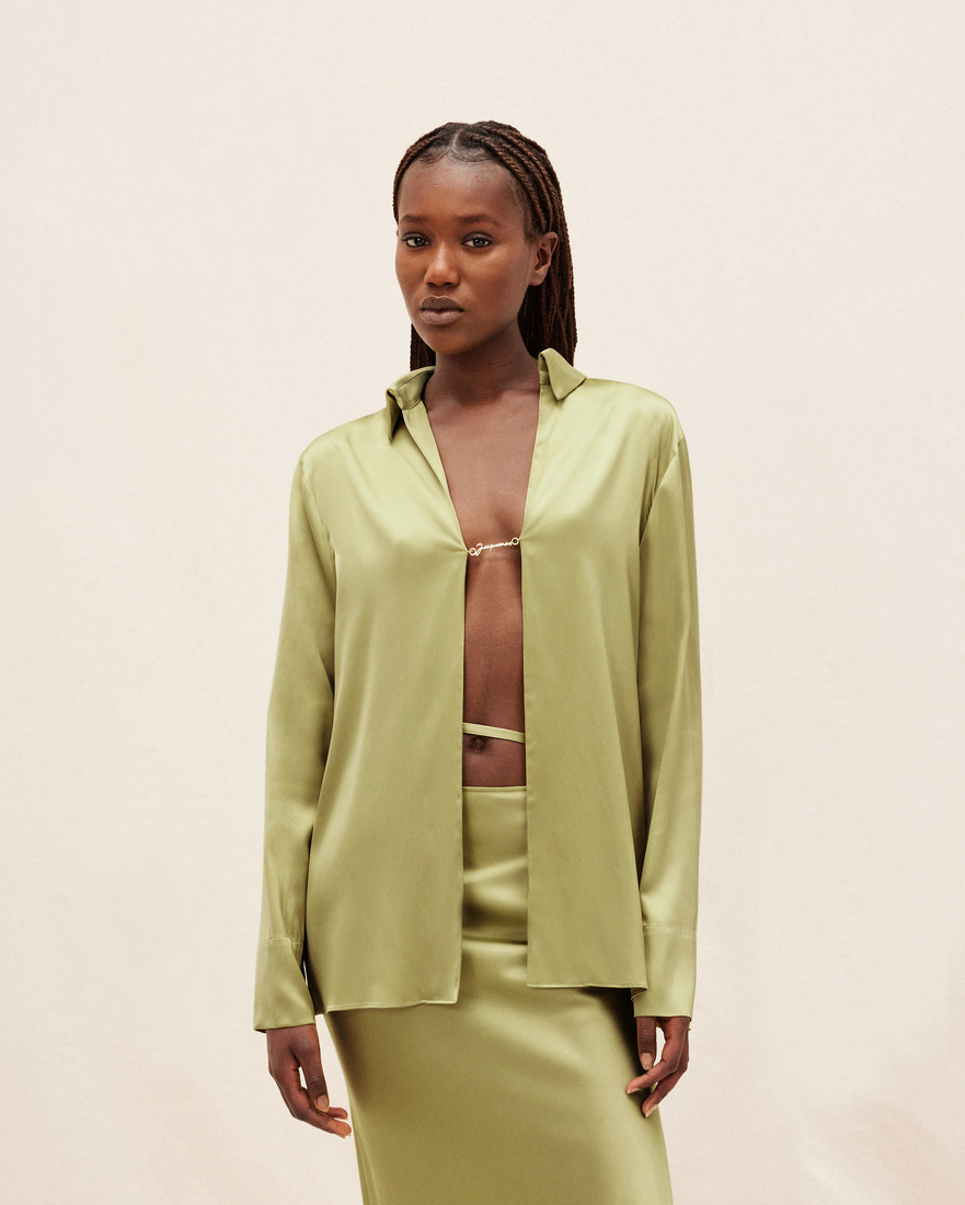 Jacquemus Notte Logo Plaque Blouse In Green