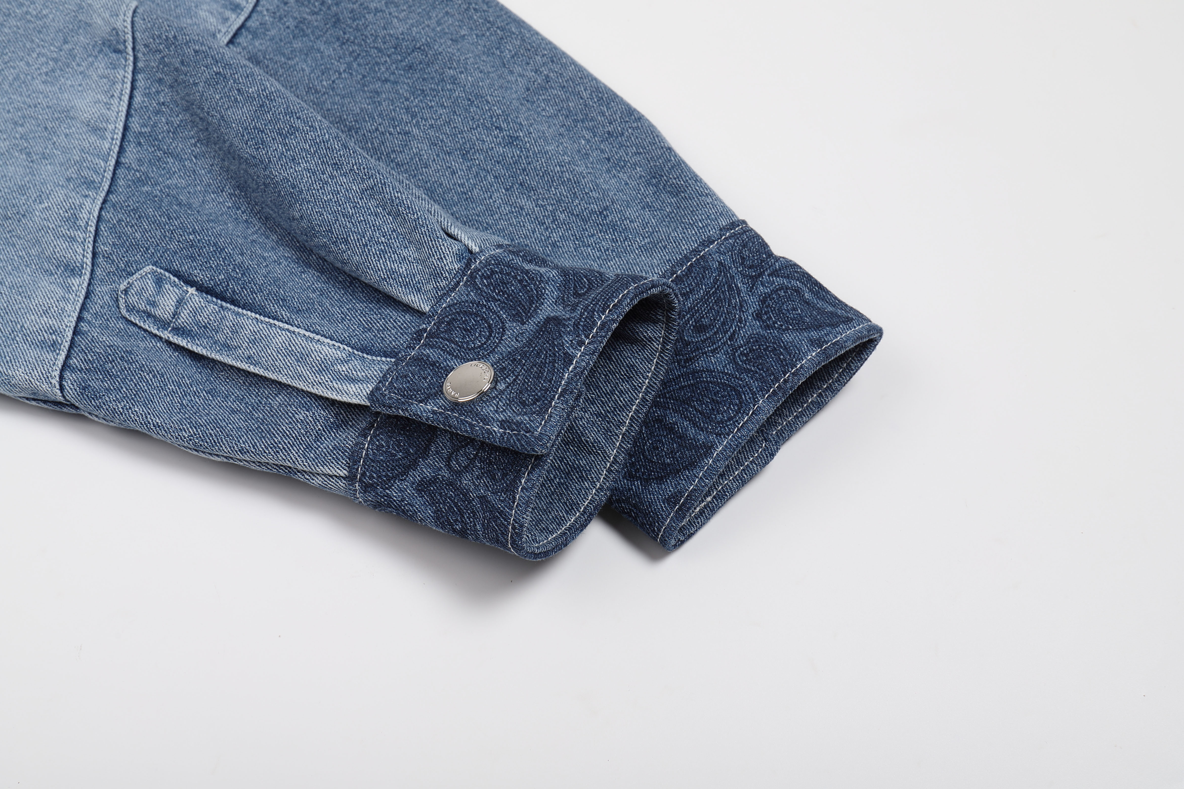 Liuregali Stitched Long-sleeved Denim Shirt In Blue