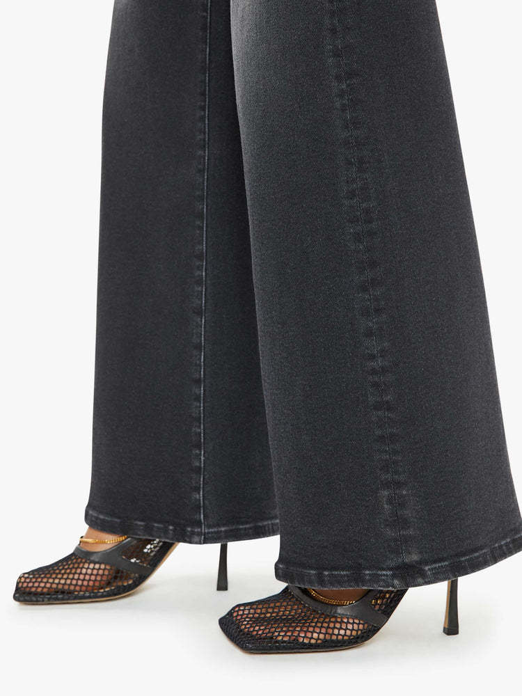 Mother Hustler Roller Sneak Denim In Black In Black