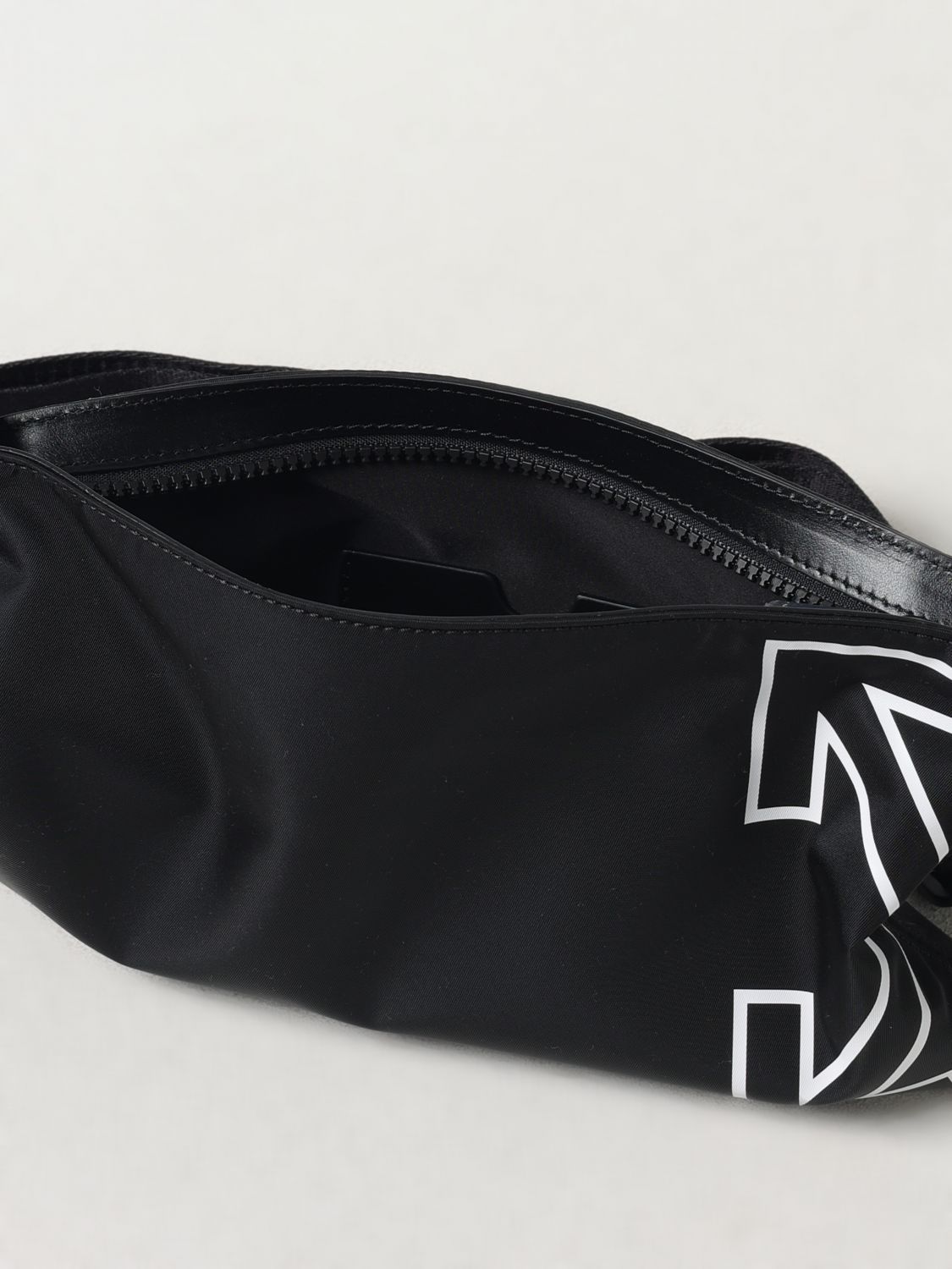 Off-white Logo Printed Shoulder Bag In Black