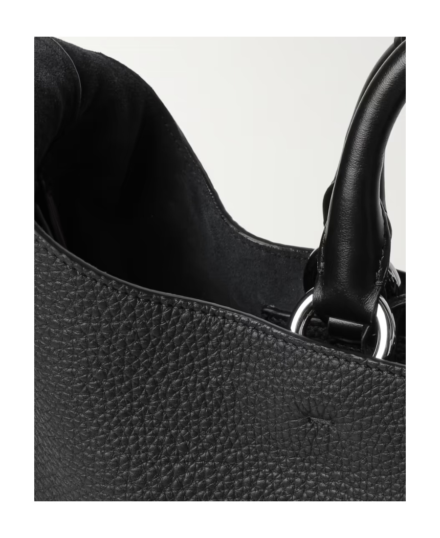 Chloé Textured Shoulder Bag In Black
