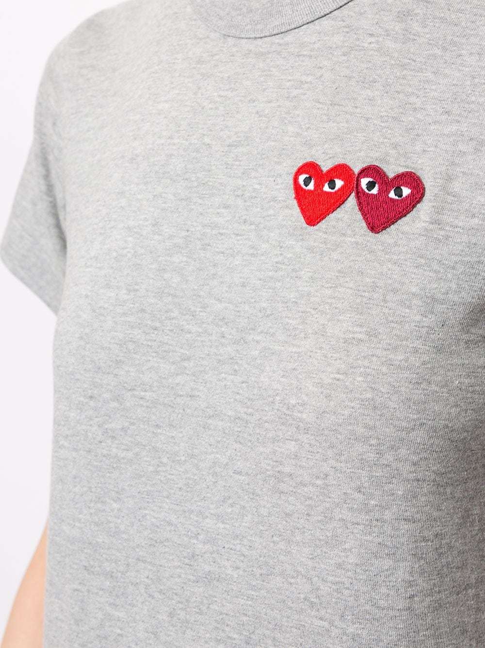 Comme Des Garçons Play Logo Embroidered Crew Neck T-shirt In Gray