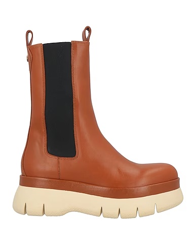 Isabel Marant Simple Platform Boots In Brown