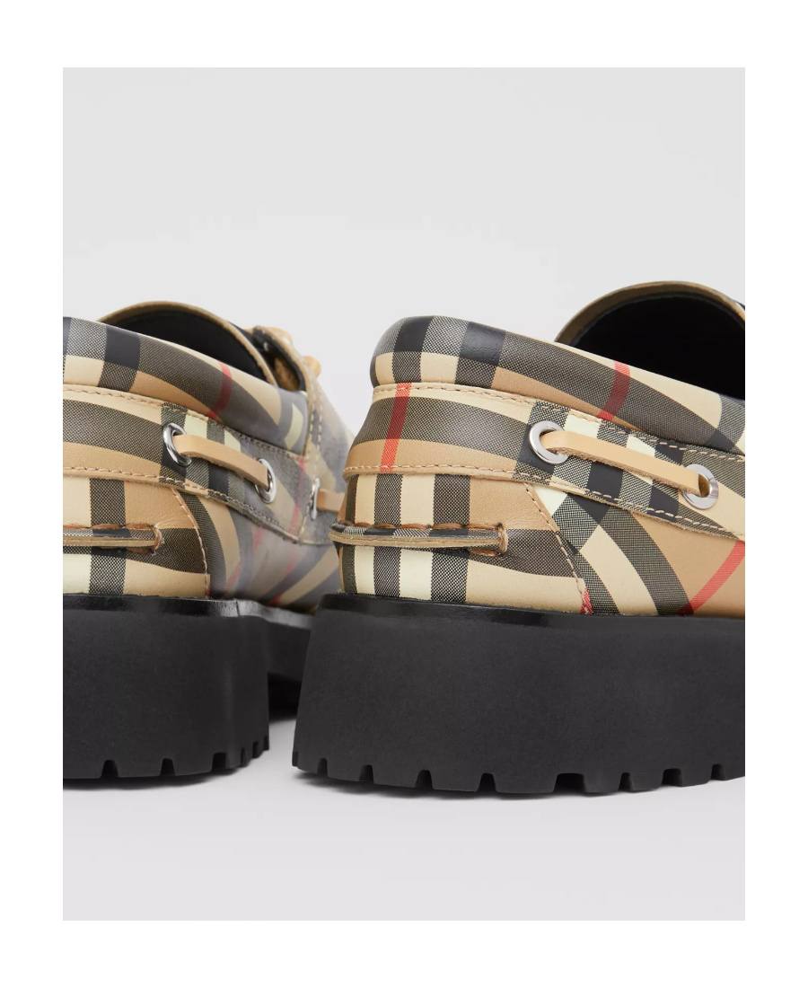 Burberry Signature Check Lace-up Shoes In Multicolor