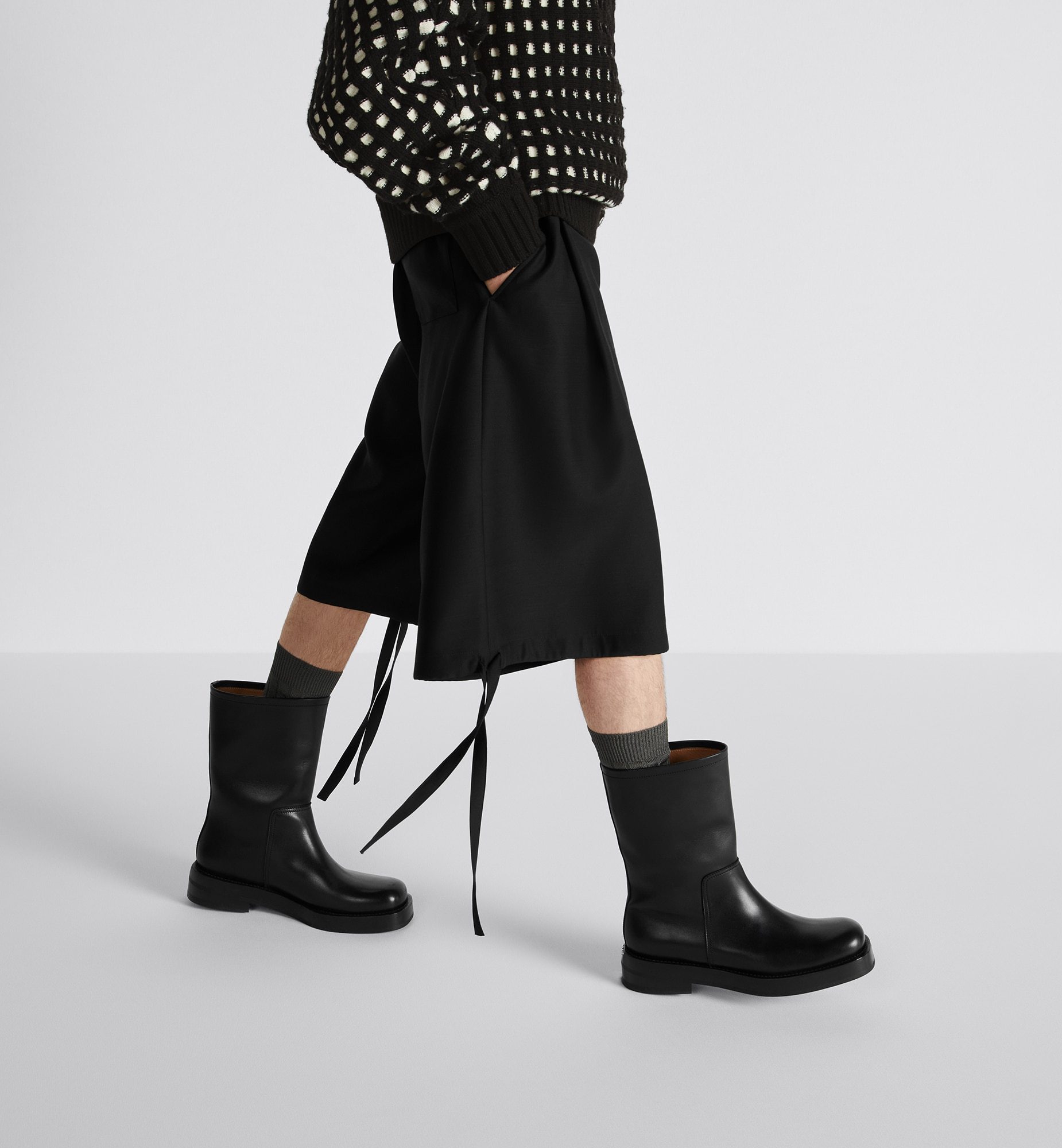Dior Pull Rope Details Shearing Wool Shorts In Black