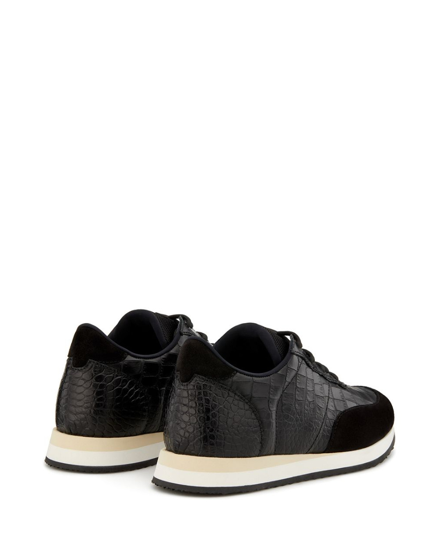 Shop Giuseppe Zanotti Low-top Leisure Sneakers In Black