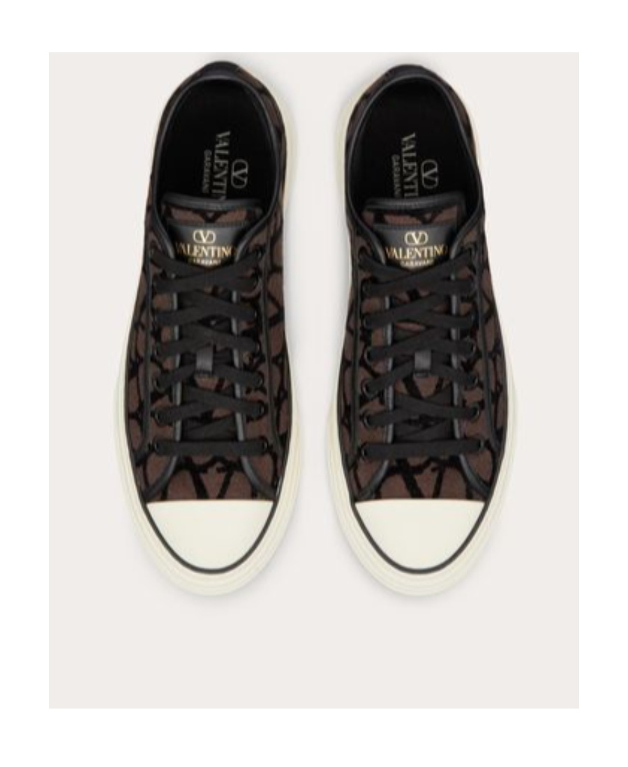 Valentino Fondant Brown Vlogo Pattern Low Top Sneakers For Men In White