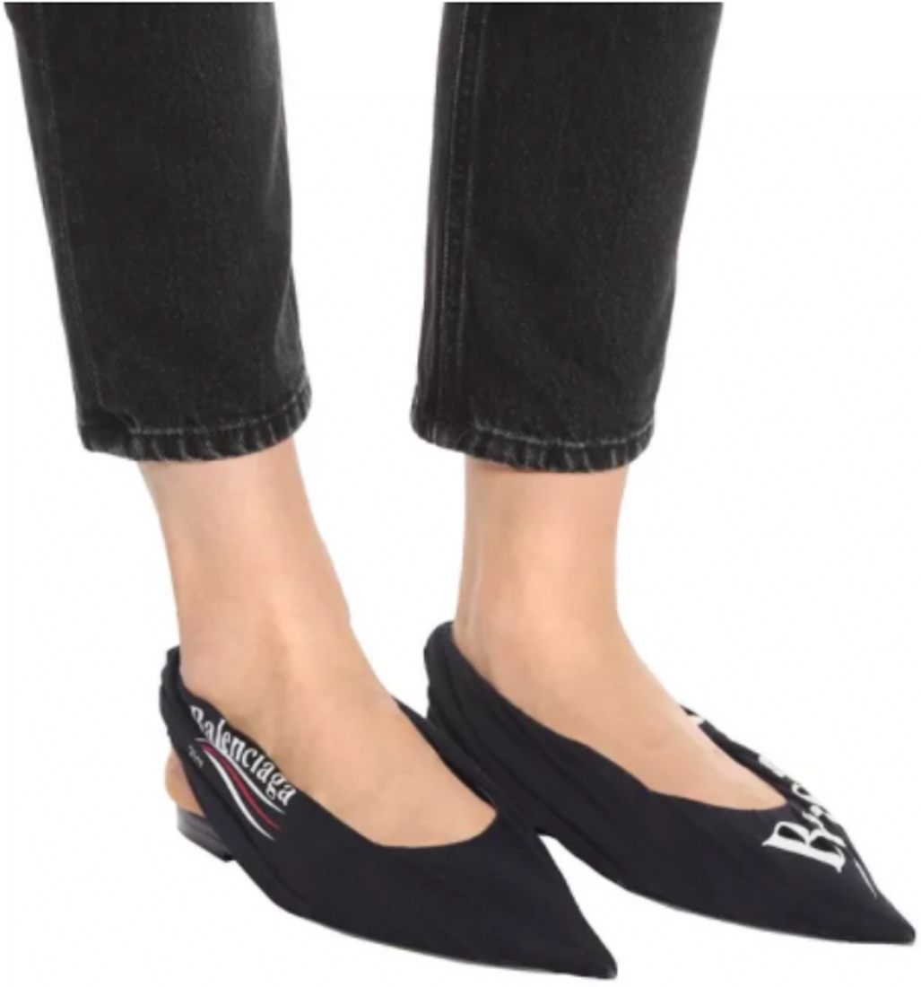 Balenciaga Knife Pointed Ballet Shoes In Black
