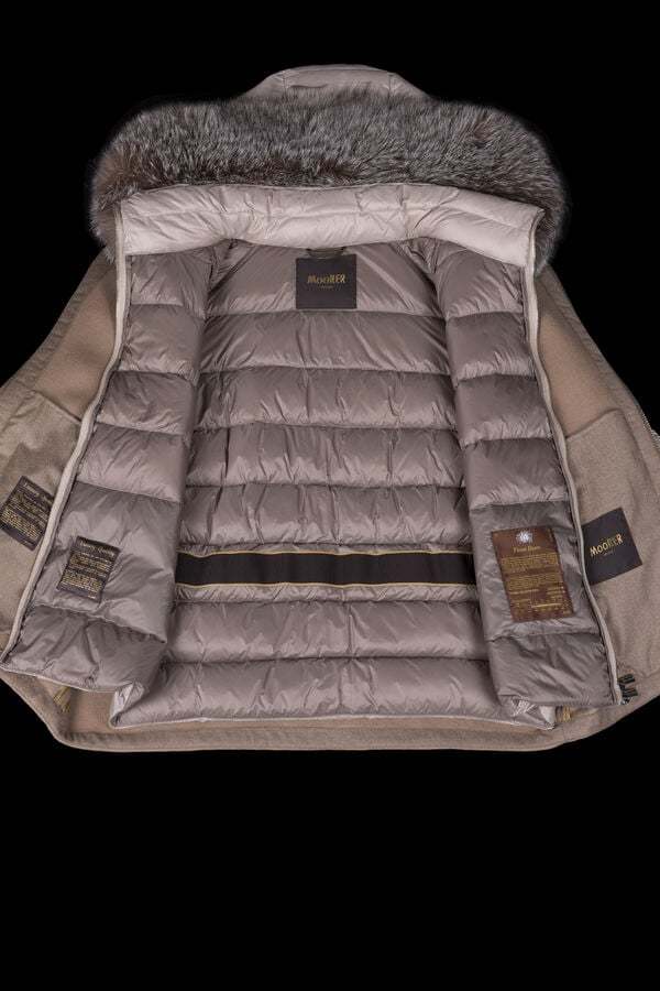 Moorer Hooded Down Jacket In Brown