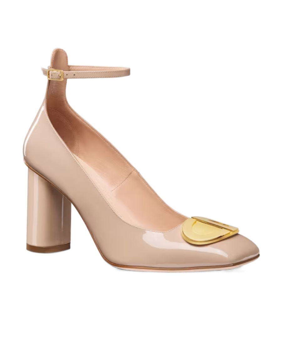 Dior Cd Logo Clasp High Heels In Nude