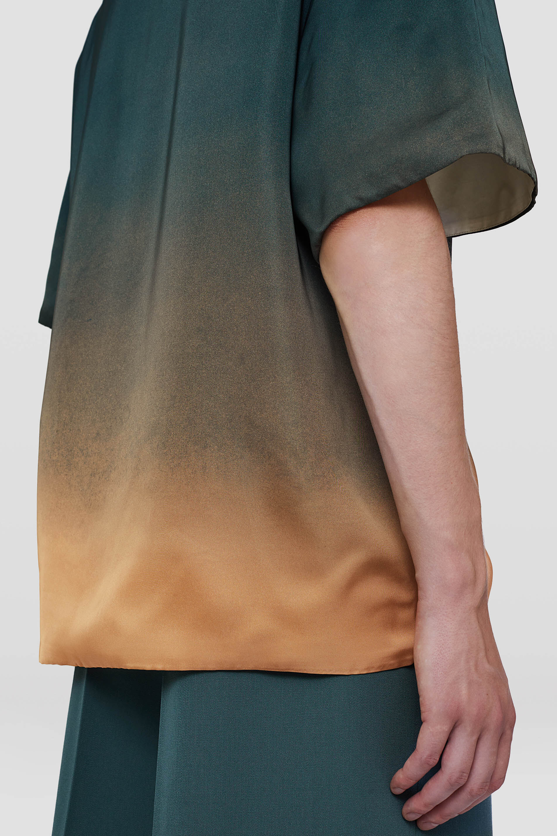 Jil Sander Printed Satin Palm Short-sleeved Top In Green