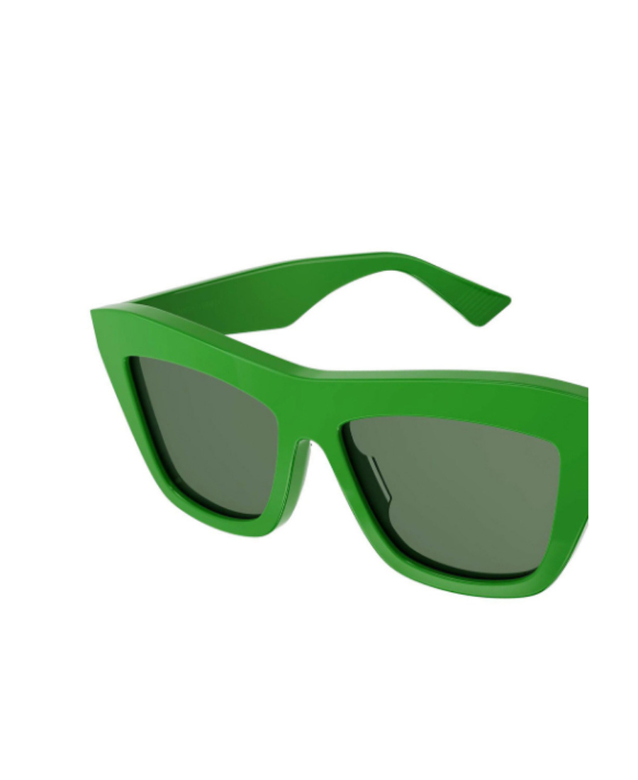 Bottega Veneta Cat-eye Frame Sunglasses In Green