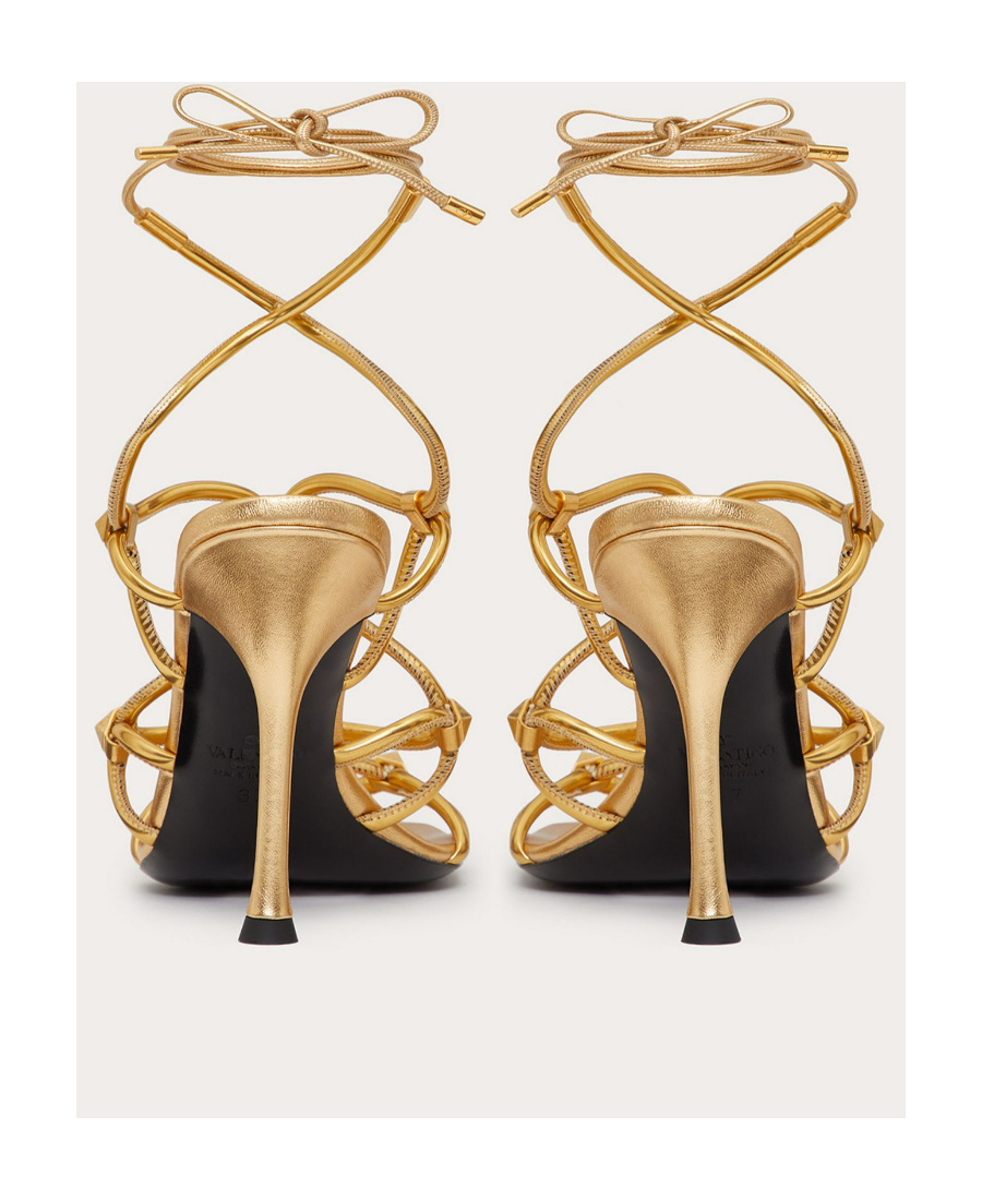 Valentino Rockstud Net 100 Metallic Leather Sandals In Nude