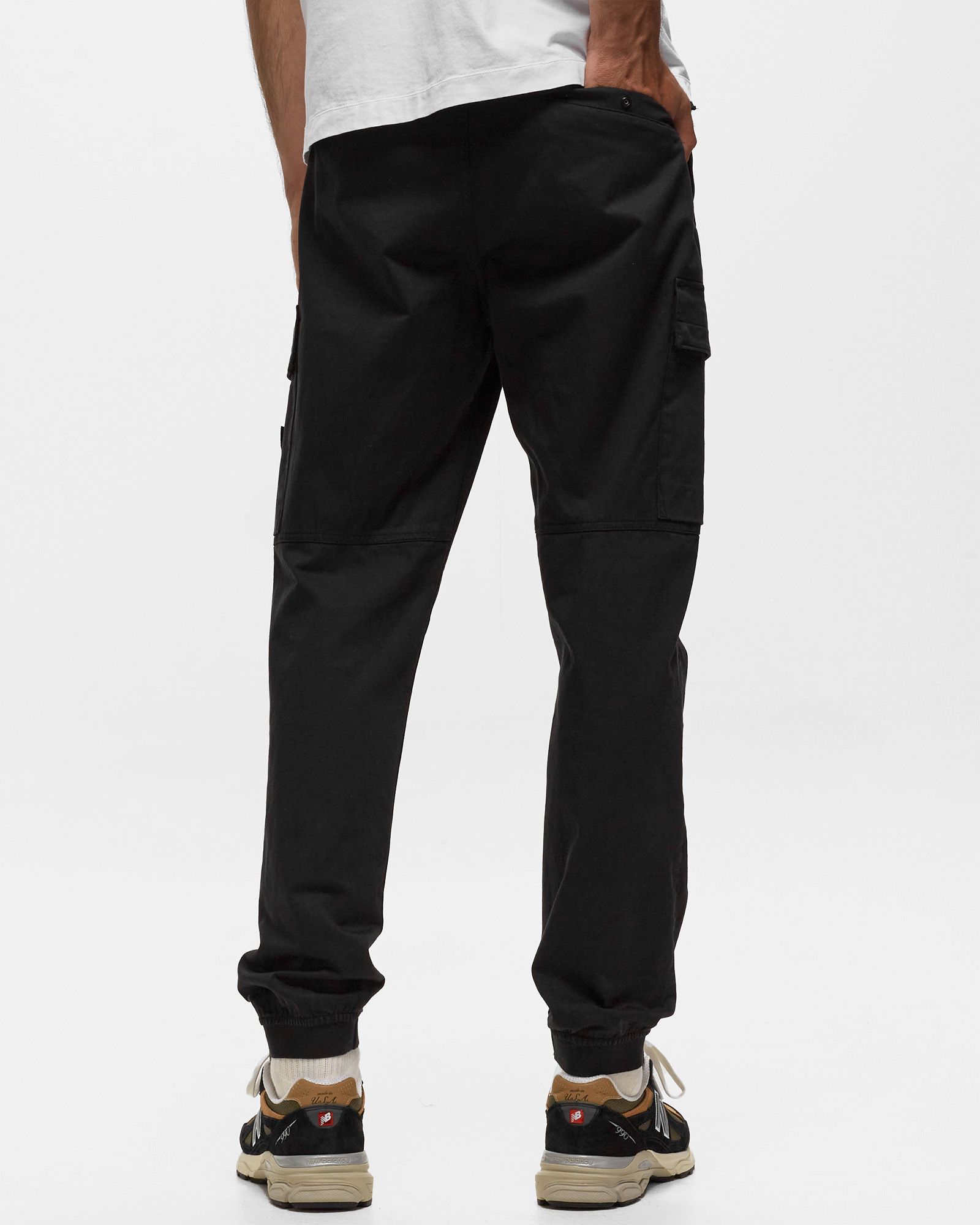 Stone Island Logo Patch Cargo Trousers In Black