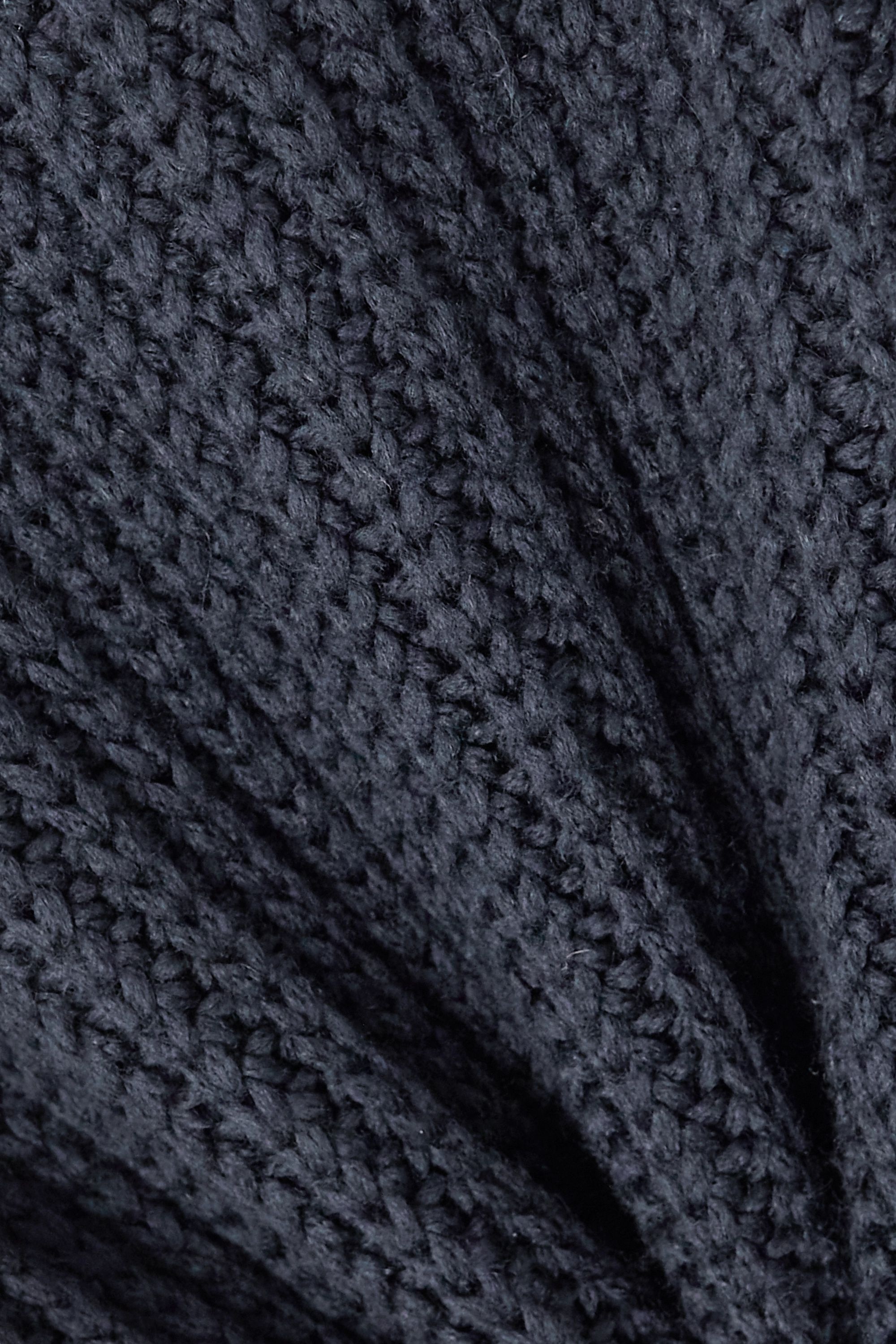 Moncler Rib Down Jacket In Black