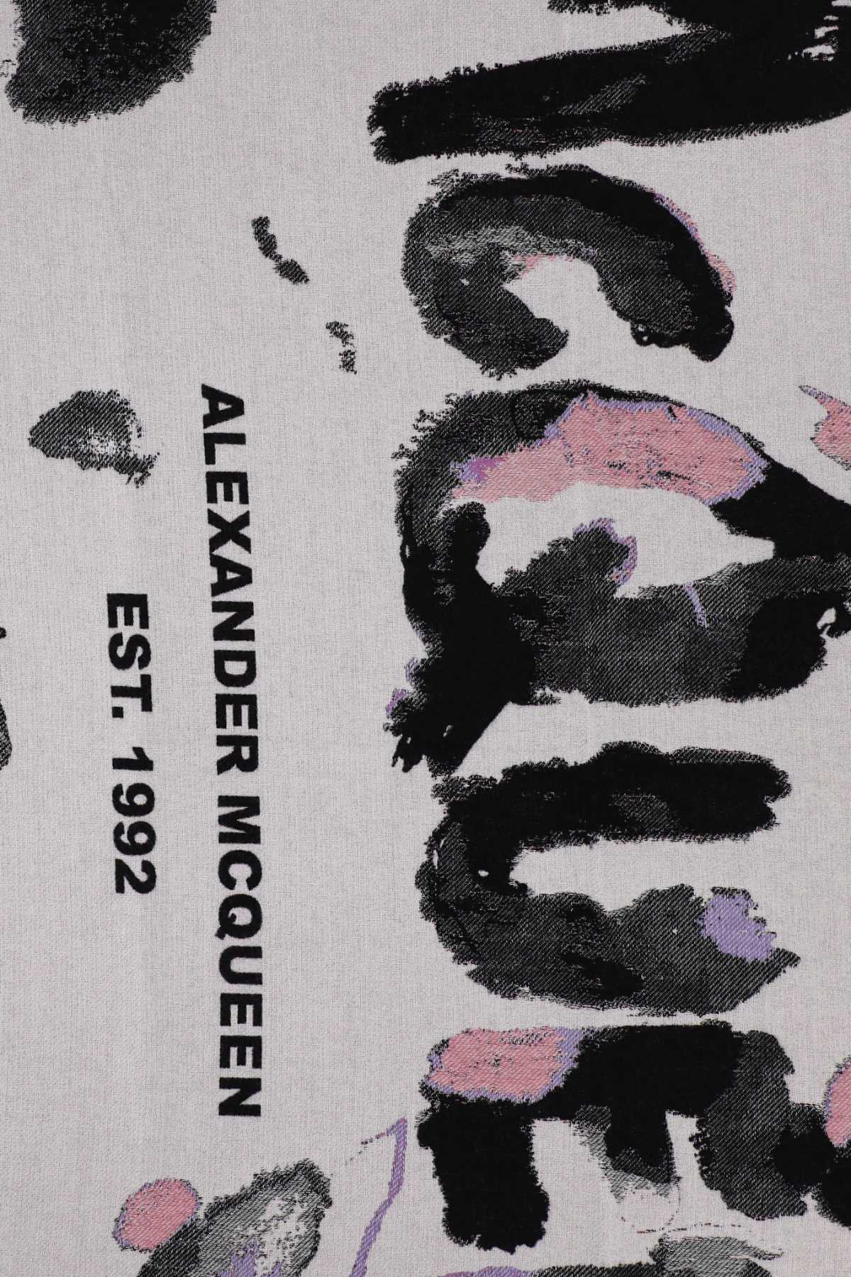 Alexander Mcqueen Abstract Pattern Logo-print Scarf In White