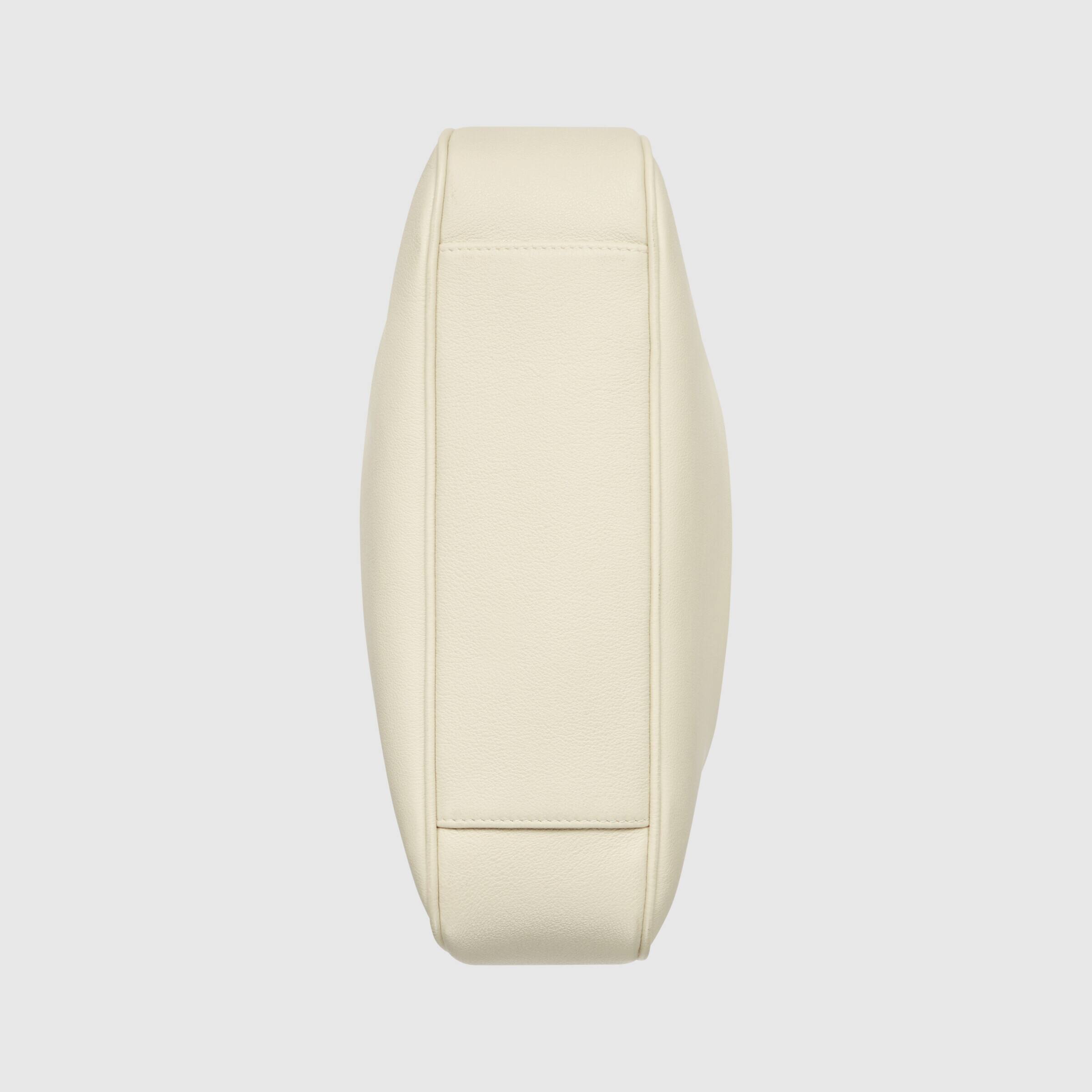 Gucci Diana Medium Shoulder Bag In White