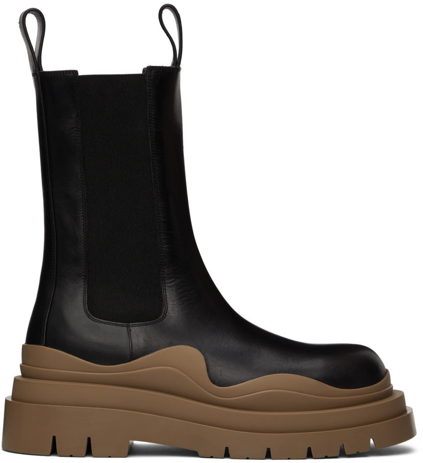 Bottega Veneta Tire Contrasting-panel Ankle Boots In Black